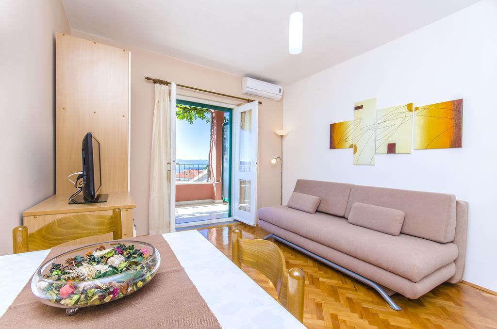 Apartments Kunac Podgora Rum bild