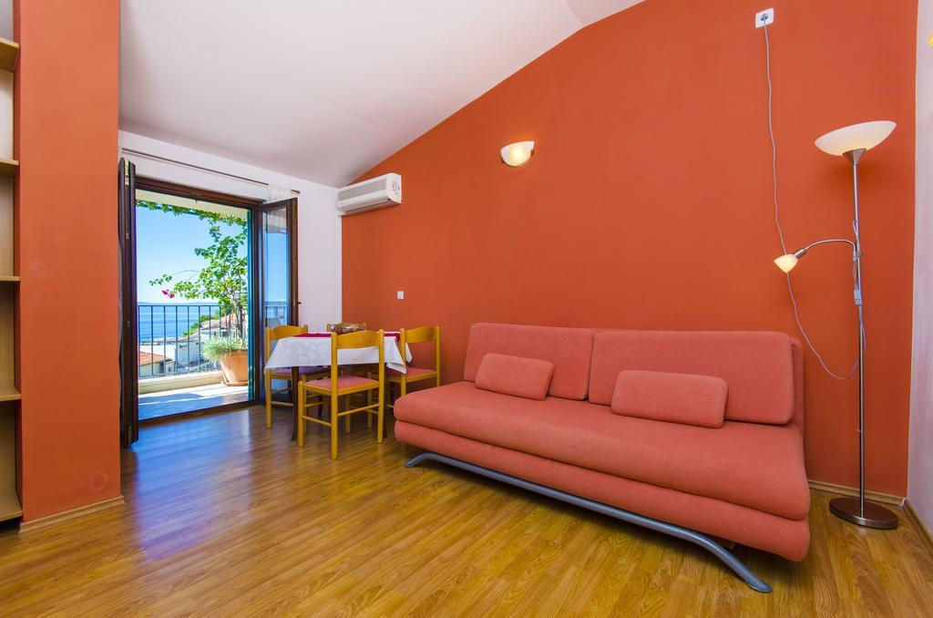 Apartments Kunac Podgora Rum bild